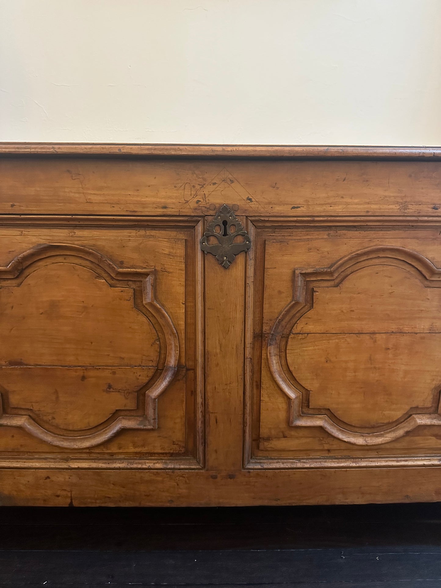 Sideboard or storage trunk