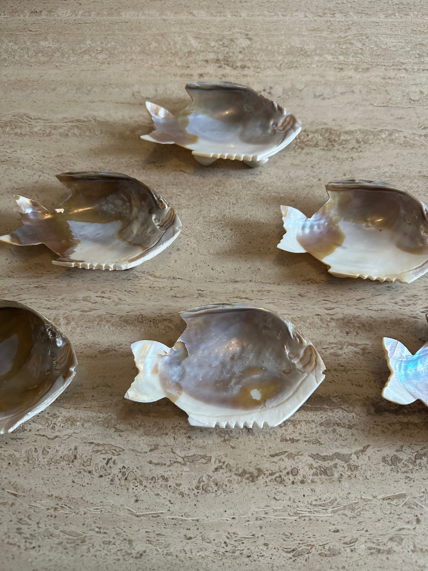 Set of mother of pearl dishes