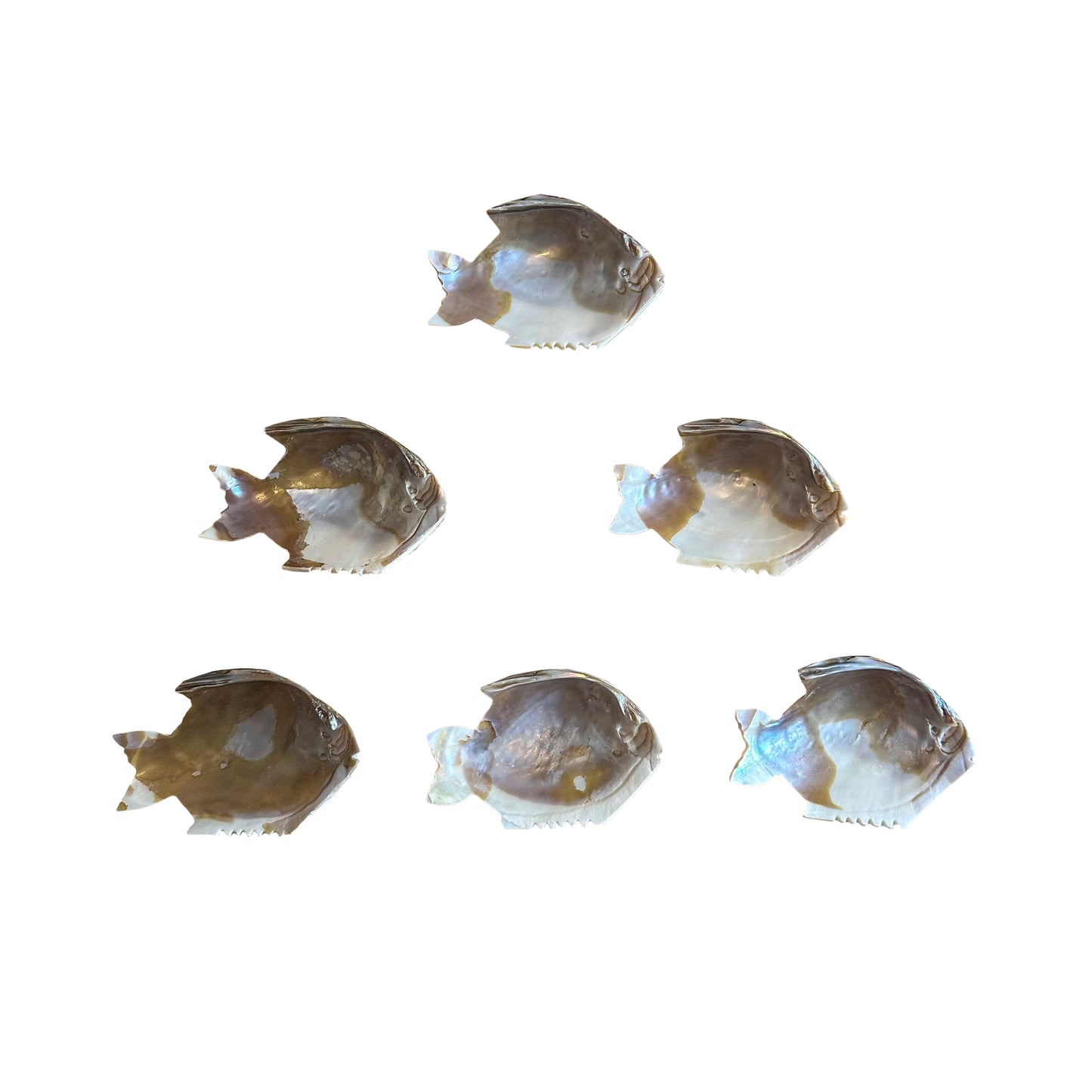 Set of mother of pearl dishes